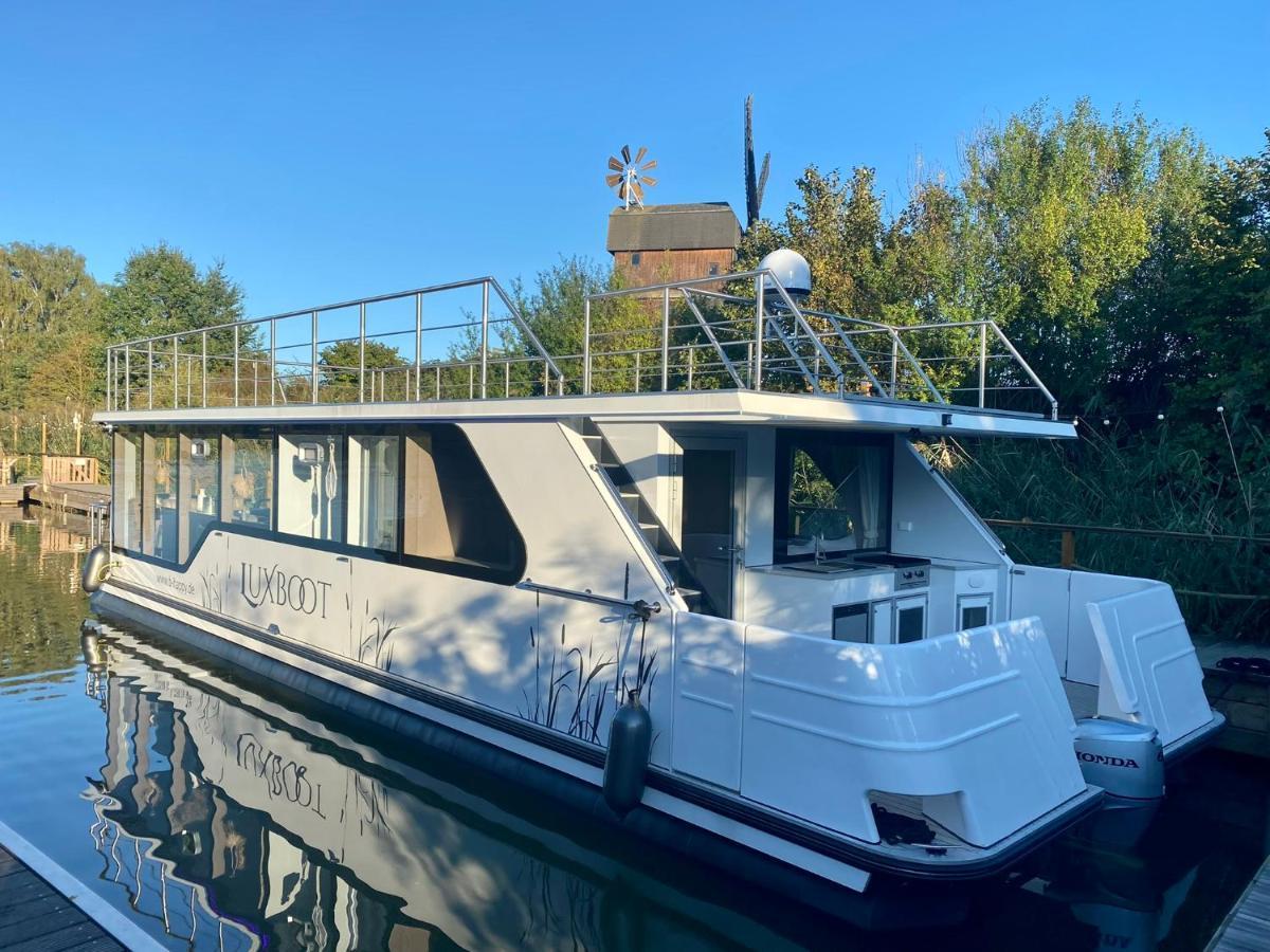 Lieblingsplatz - Schwimmendes Hausboot Parey